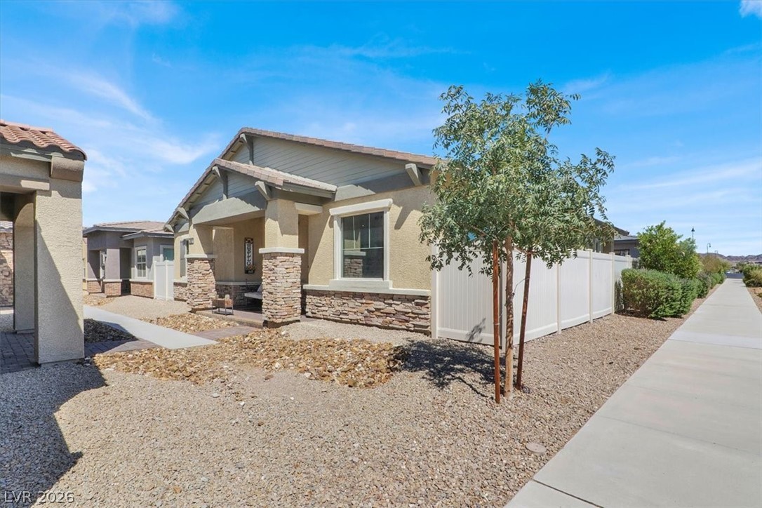 727 Chopin Hills Street Henderson NV 89011