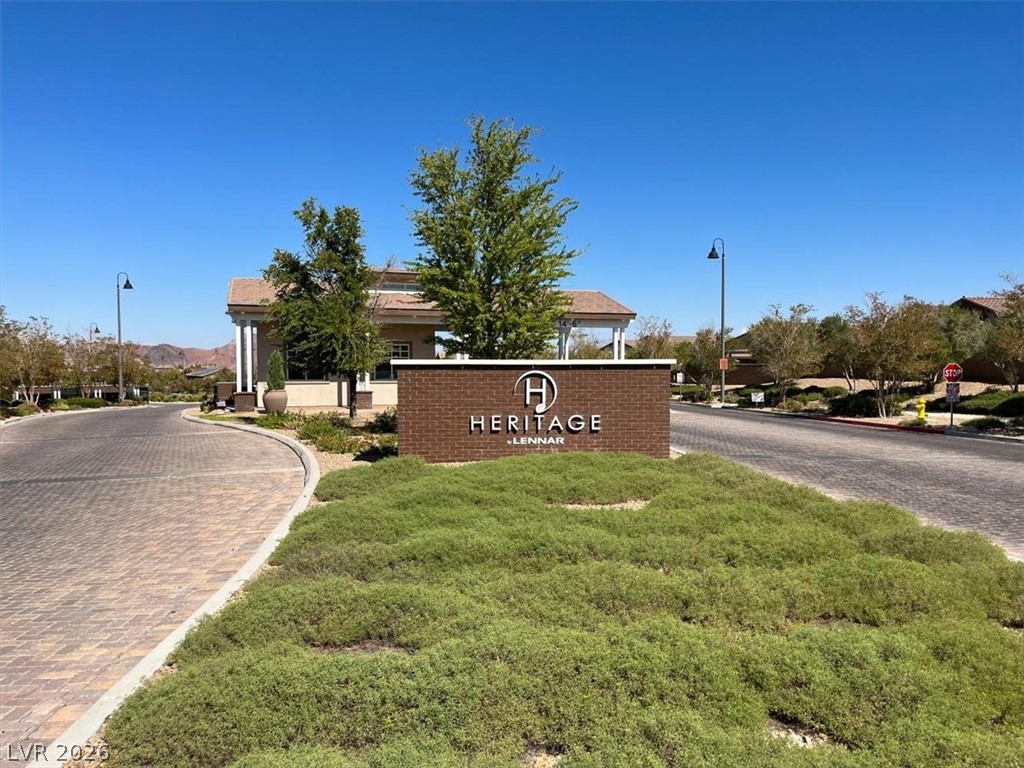 727 Chopin Hills Street Henderson NV 89011