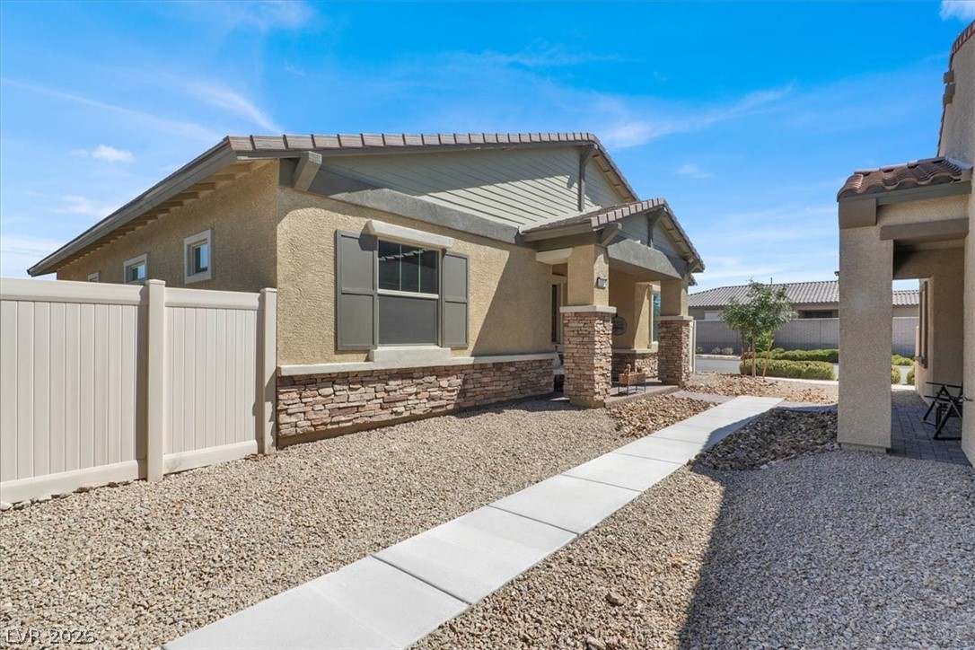 727 Chopin Hills Street Henderson NV 89011
