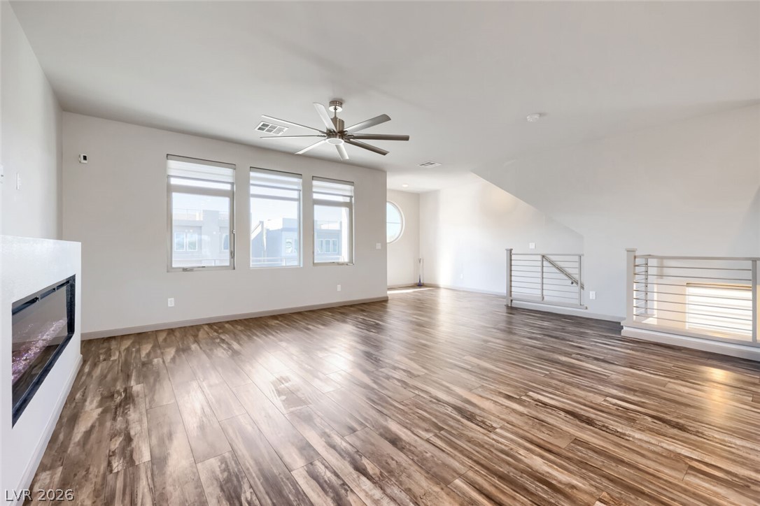8011 Haywood Estate Avenue Las Vegas NV 89113