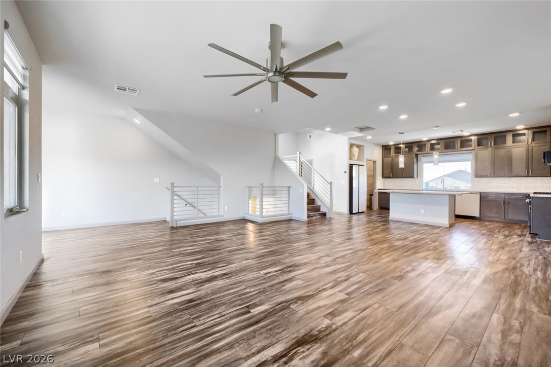 8011 Haywood Estate Avenue Las Vegas NV 89113