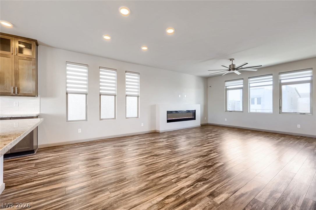 8011 Haywood Estate Avenue Las Vegas NV 89113