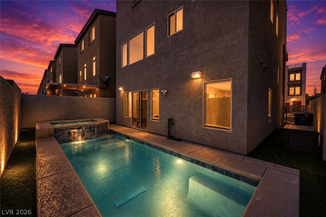 8011 Haywood Estate Avenue Las Vegas NV 89113
