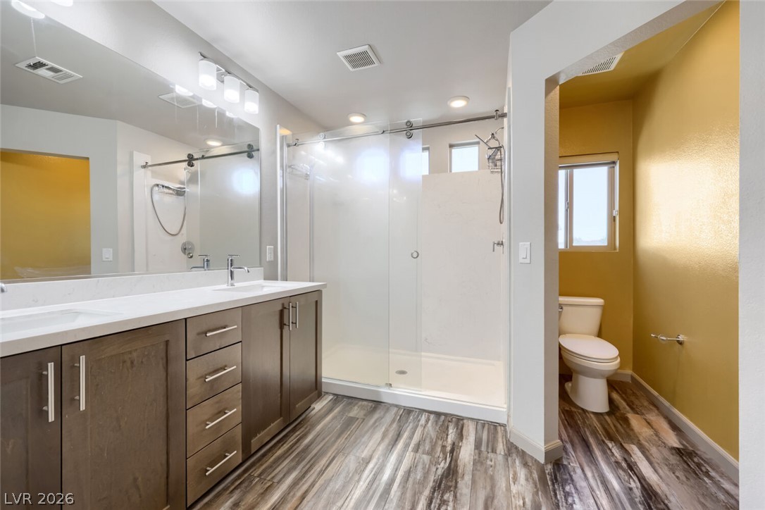 8011 Haywood Estate Avenue Las Vegas NV 89113