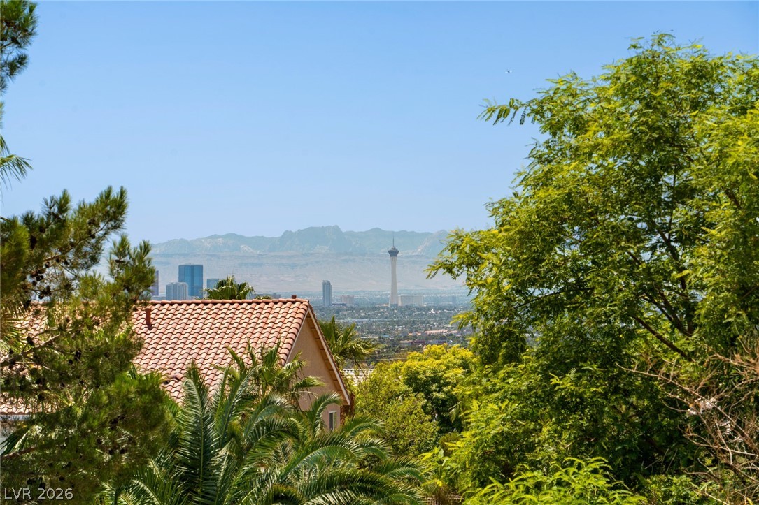 6865 Ancestral Hills Lane Las Vegas NV 89110
