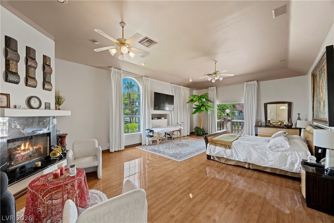 2563 Aviv Court Las Vegas NV 89121