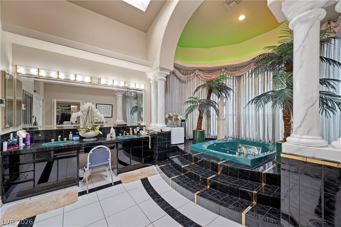 2563 Aviv Court Las Vegas NV 89121