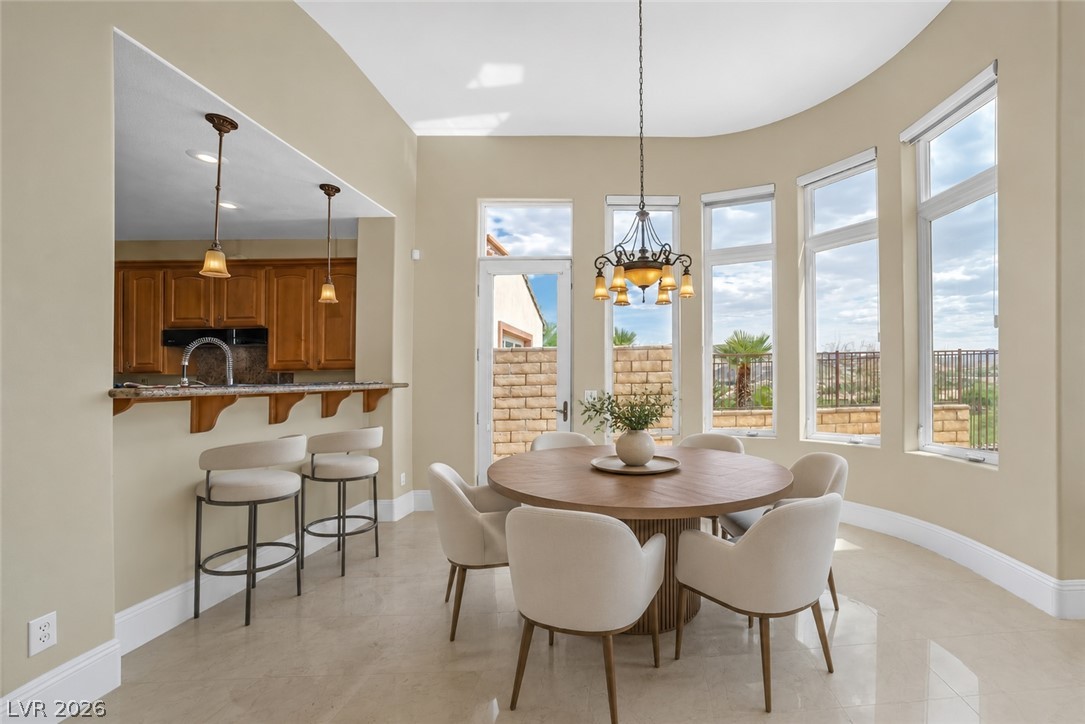 32 Cerchio Basso Henderson NV 89011