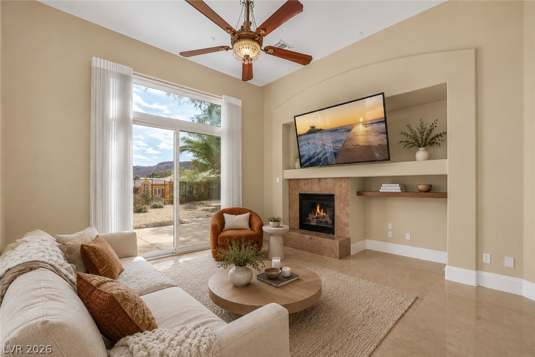 32 Cerchio Basso Henderson NV 89011
