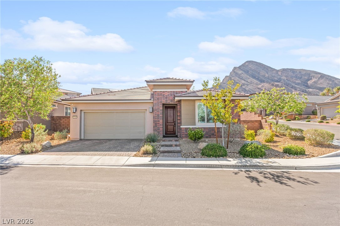 2761 Renewal Court Las Vegas NV 89138