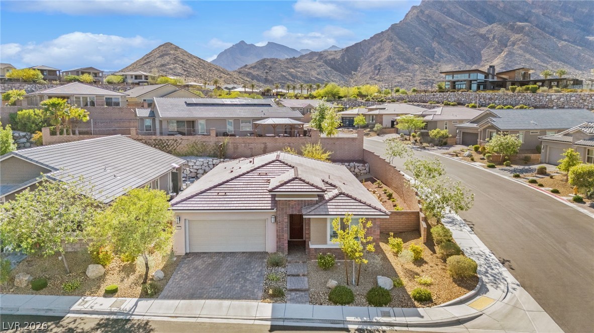 2761 Renewal Court Las Vegas NV 89138