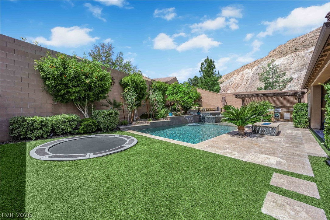 12637 Triangle Reef Court Las Vegas NV 89141