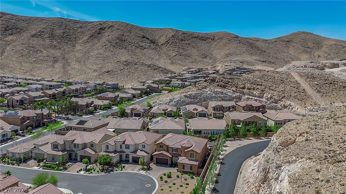12637 Triangle Reef Court Las Vegas NV 89141