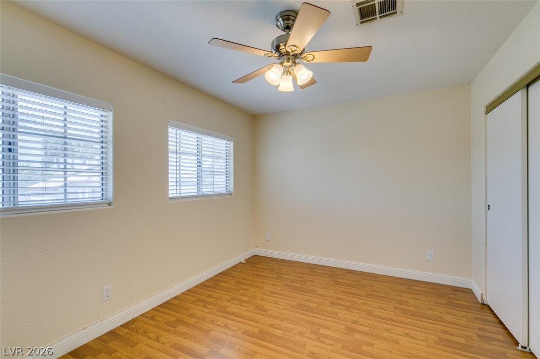 6804 White Lakes Avenue Las Vegas NV 89130