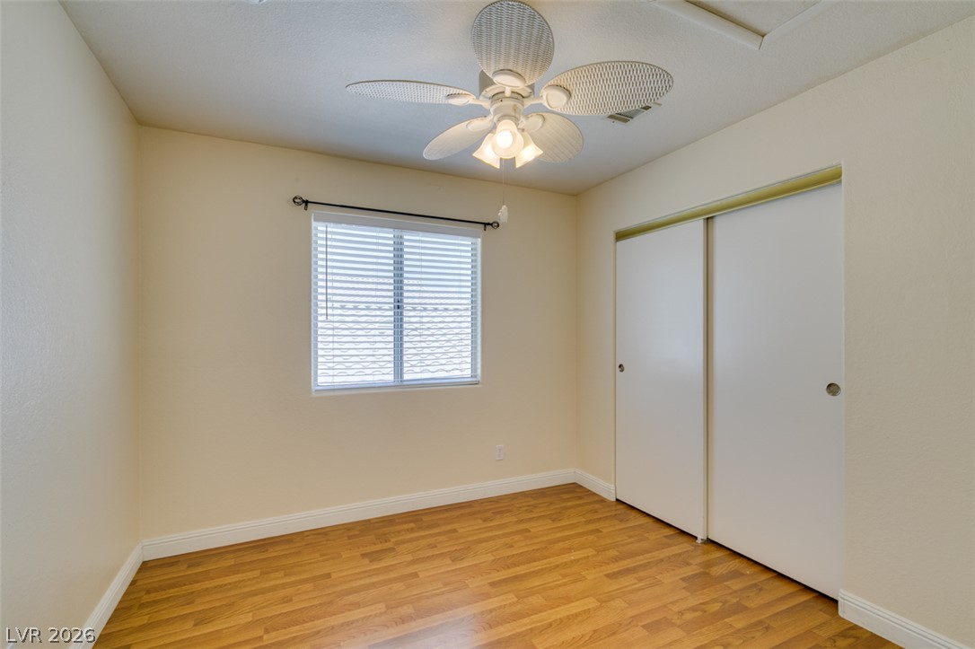6804 White Lakes Avenue Las Vegas NV 89130