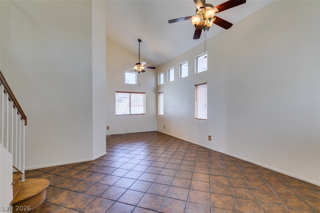 6804 White Lakes Avenue Las Vegas NV 89130