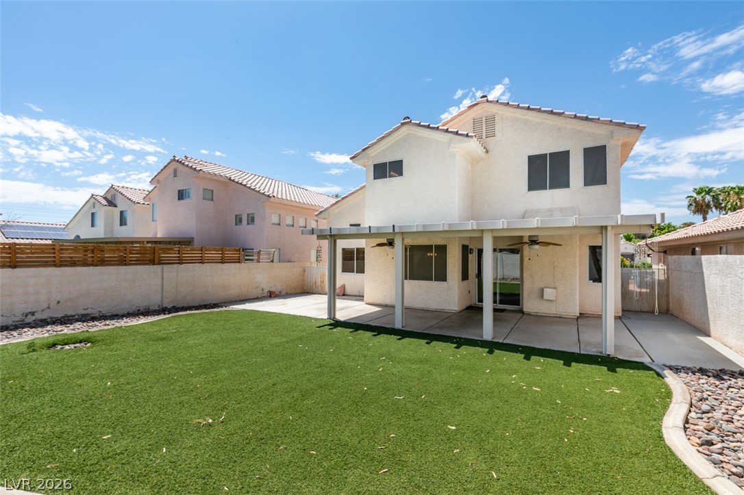 6804 White Lakes Avenue Las Vegas NV 89130