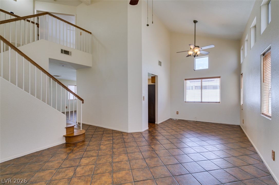 6804 White Lakes Avenue Las Vegas NV 89130