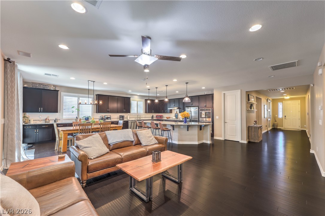 8836 Nolene Stream Street Las Vegas NV 89131