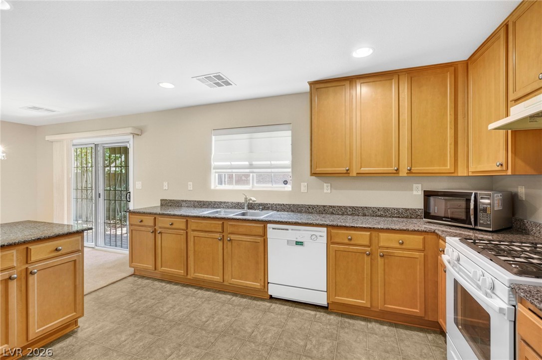 3745 Via Geneva Henderson NV 89052