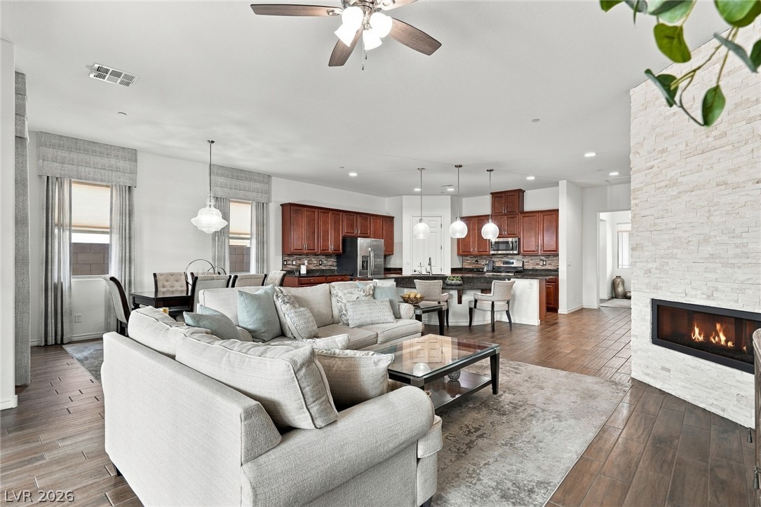 417 Stetson Creek Avenue Henderson NV 89011