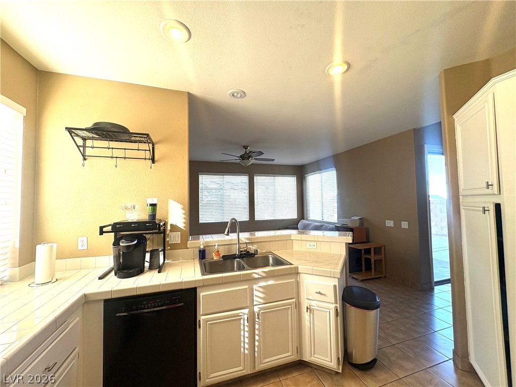9644 Towngate Avenue Las Vegas NV 89129
