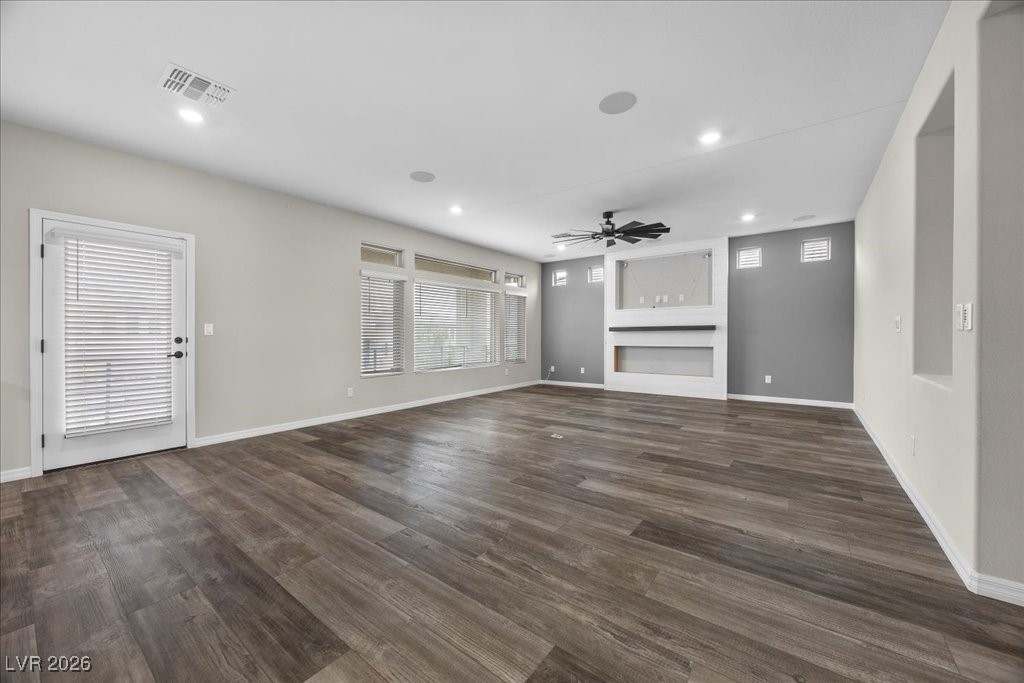 7077 Sunland Hills Avenue Las Vegas NV 89113