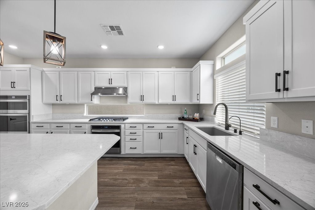 7077 Sunland Hills Avenue Las Vegas NV 89113