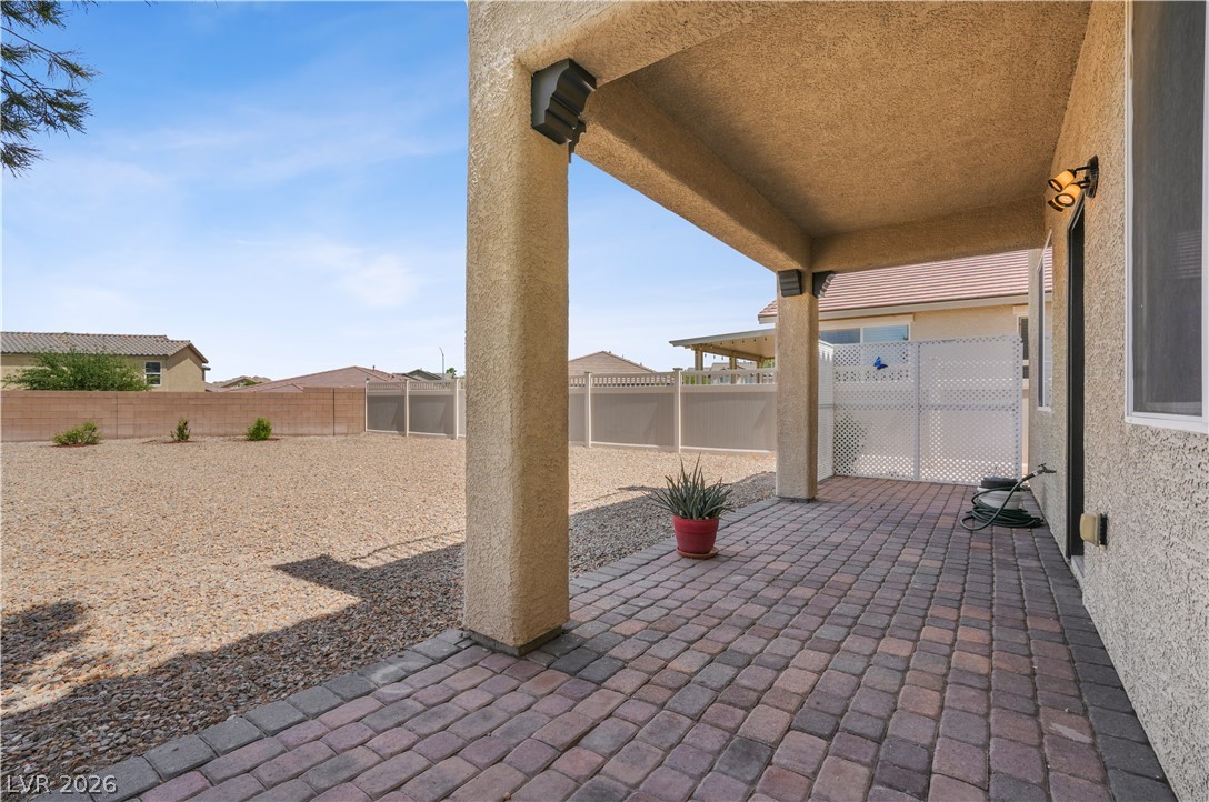 948 Crescent Falls Street Henderson NV 89011
