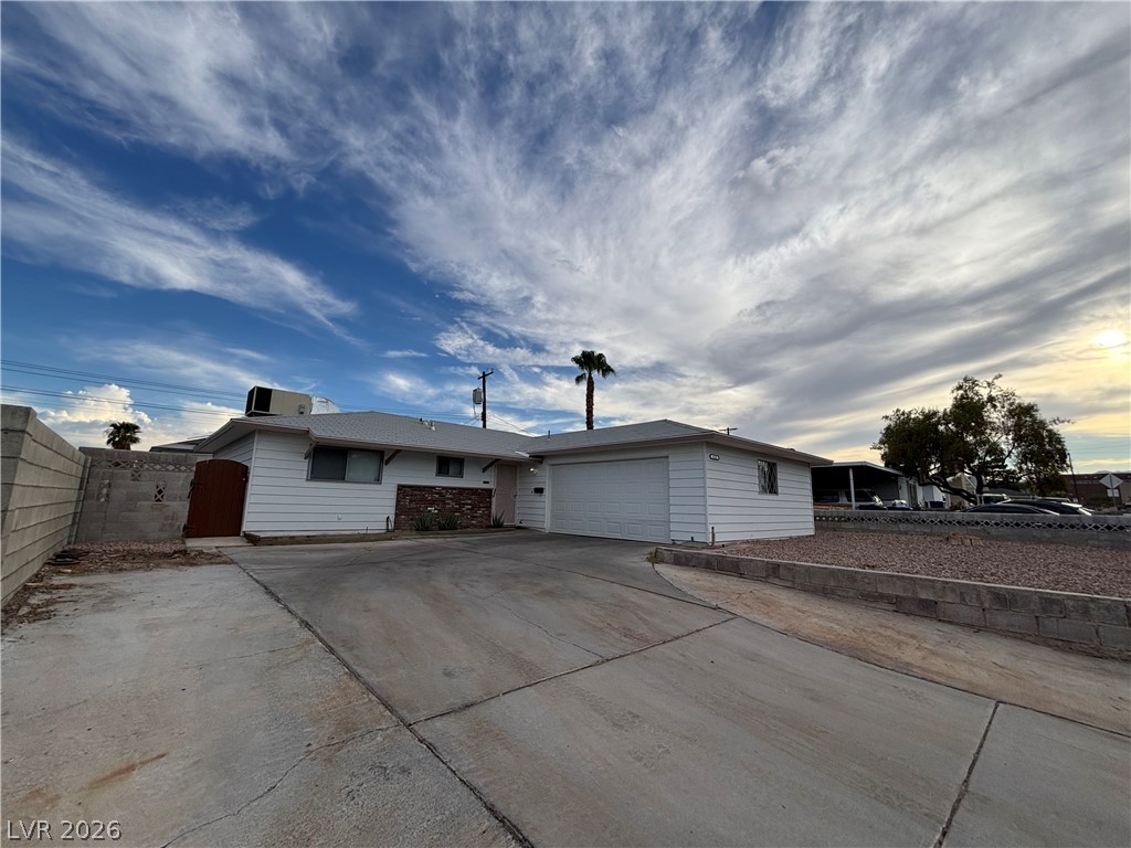 6325 Elton Avenue Las Vegas NV 89107