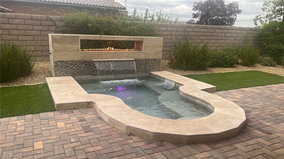 358 Calabria Ridge Street Las Vegas NV 89138