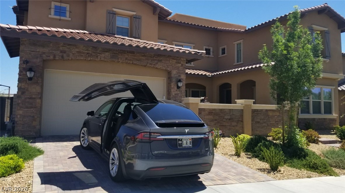 358 Calabria Ridge Street Las Vegas NV 89138