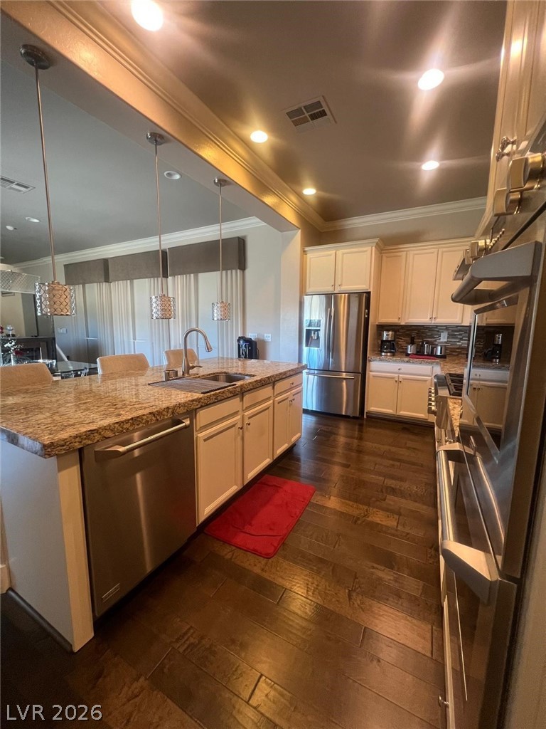 358 Calabria Ridge Street Las Vegas NV 89138