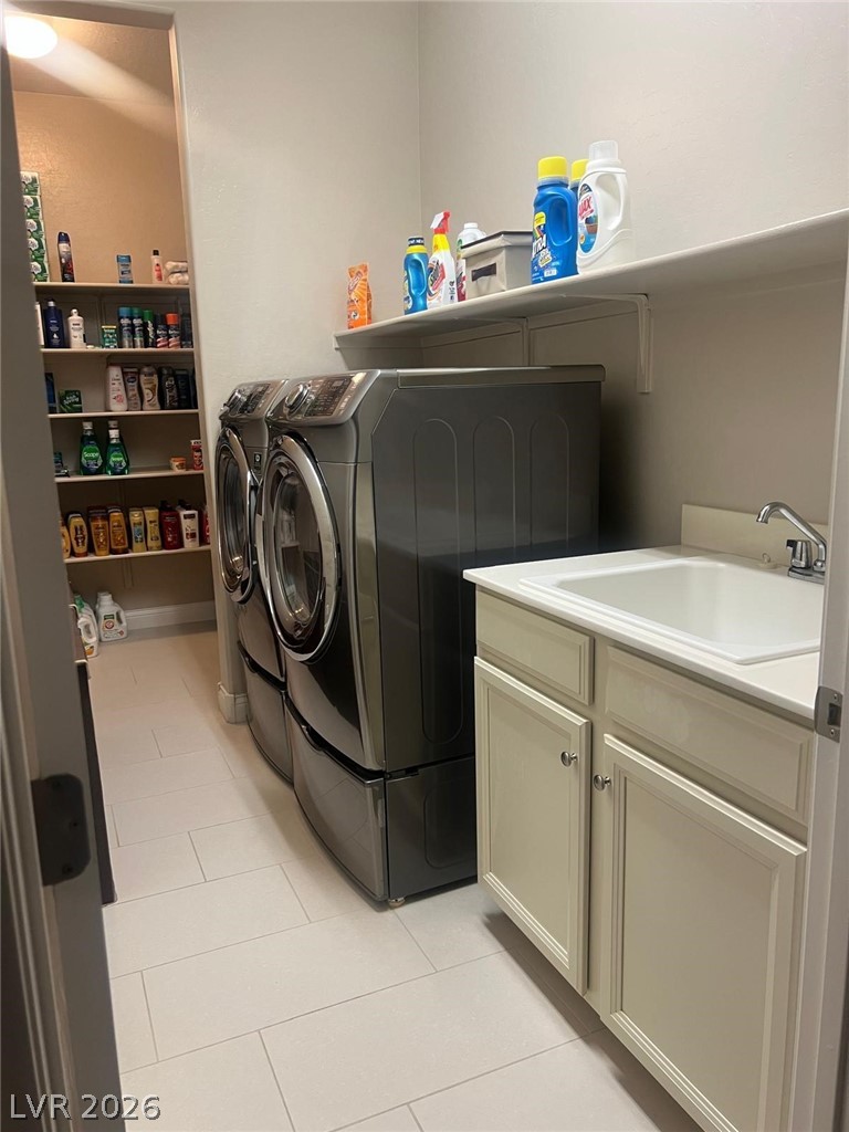 358 Calabria Ridge Street Las Vegas NV 89138