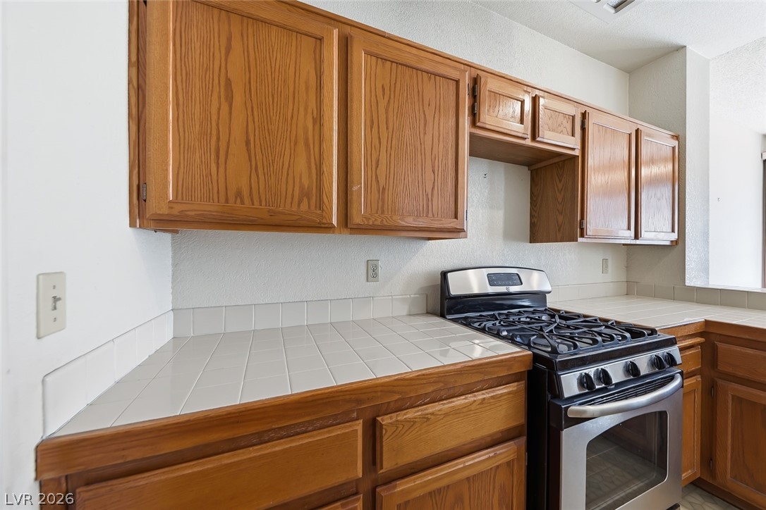 4987 Strauss Drive Las Vegas NV 89146
