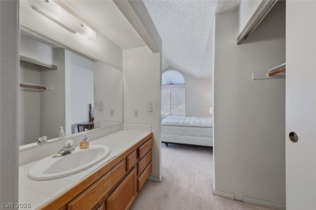 4987 Strauss Drive Las Vegas NV 89146