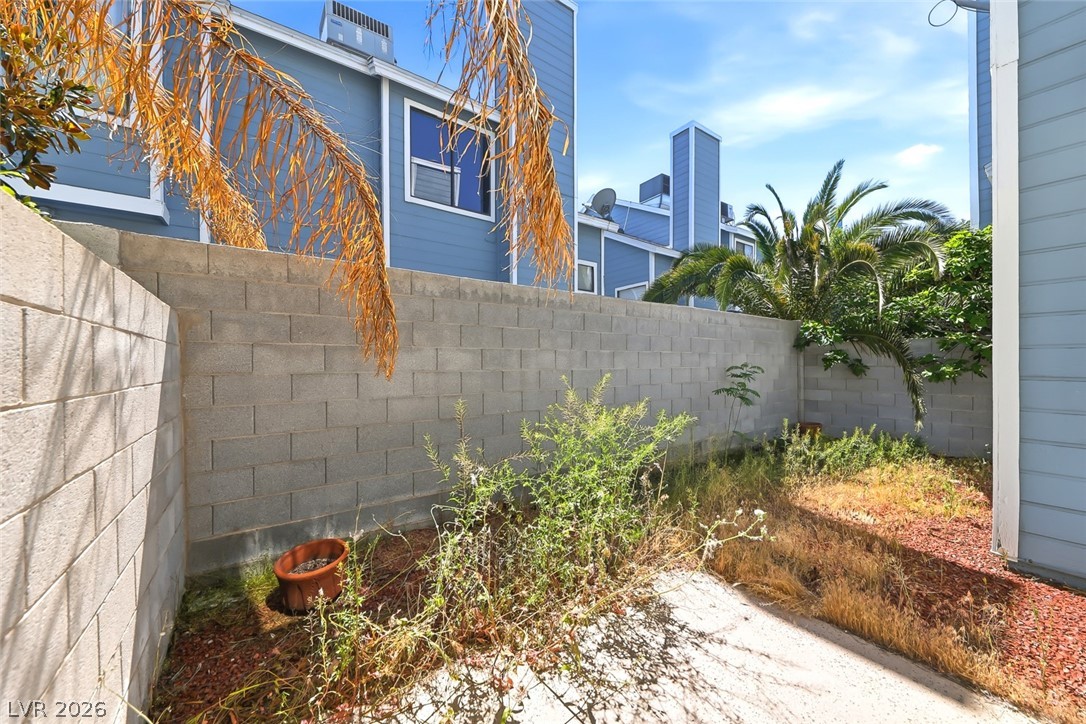 4987 Strauss Drive Las Vegas NV 89146