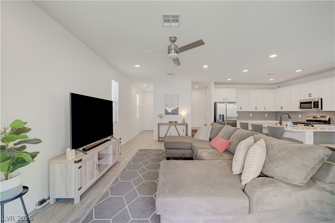 81 Moon Hill Drive Henderson NV 89011