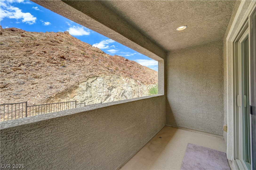 81 Moon Hill Drive Henderson NV 89011