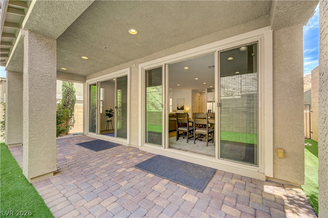 81 Moon Hill Drive Henderson NV 89011