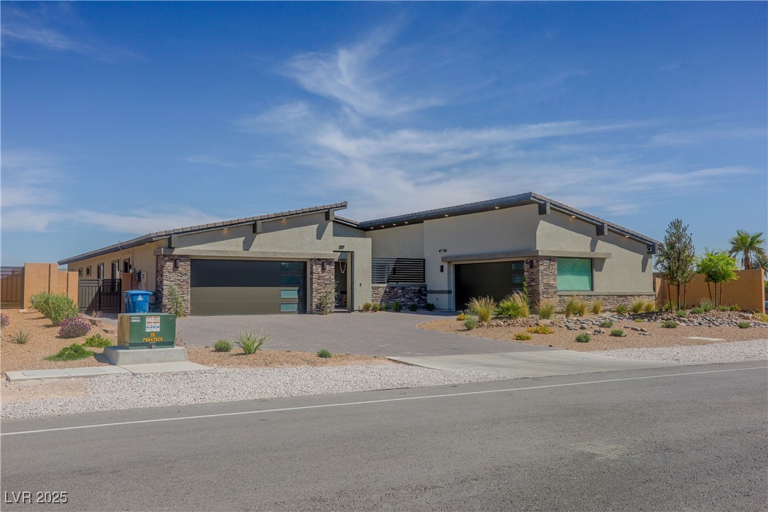 8310 West Camero Avenue Las Vegas NV 89113