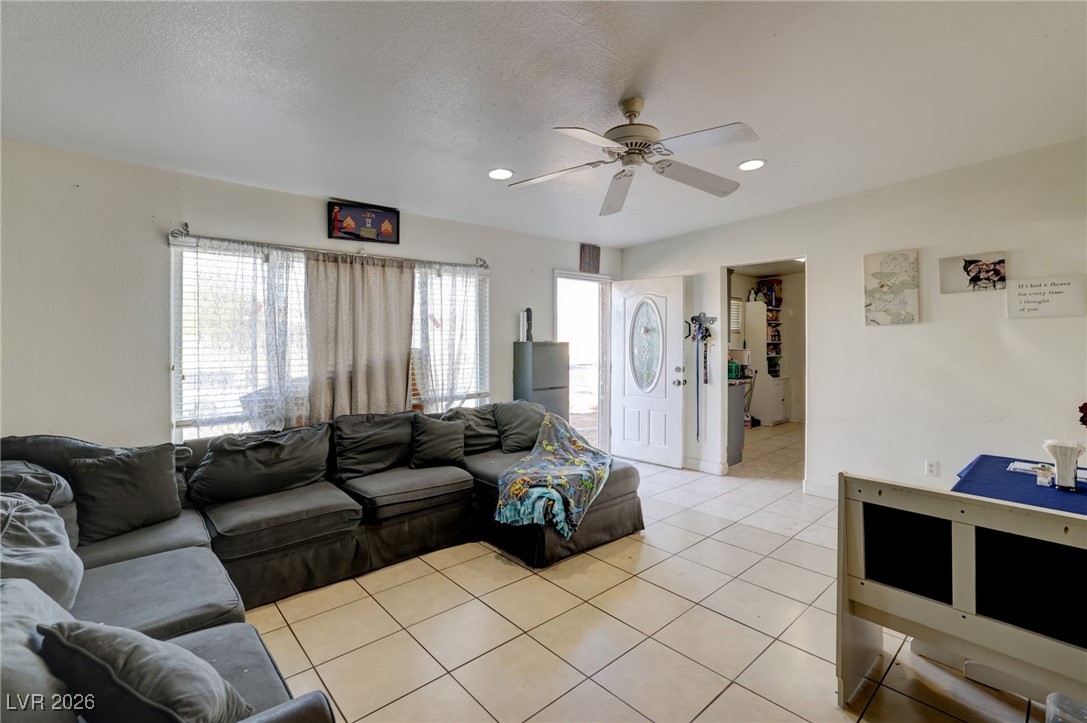3693 Hilo Avenue Las Vegas NV 89104
