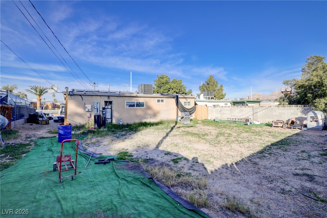 3693 Hilo Avenue Las Vegas NV 89104