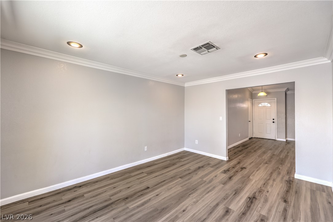 8392 Gresham Drive Las Vegas NV 89123