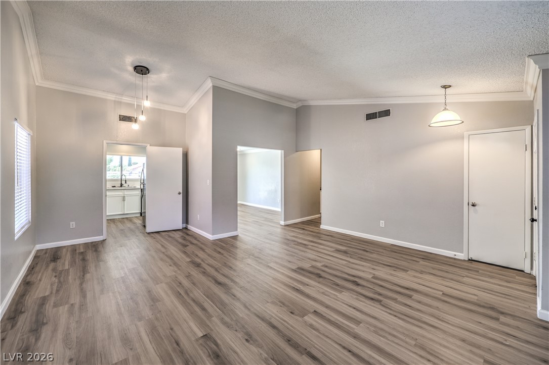 8392 Gresham Drive Las Vegas NV 89123