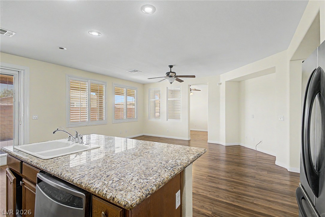 2013 Alamo Heights Avenue North Las Vegas NV 89031