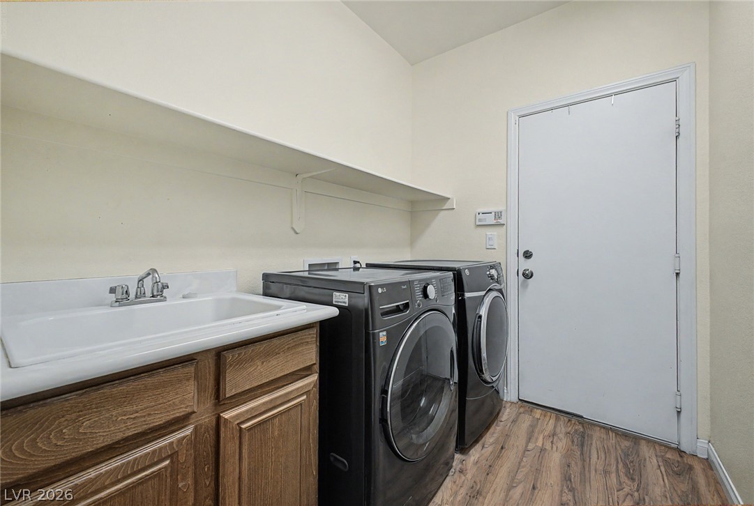 2013 Alamo Heights Avenue North Las Vegas NV 89031