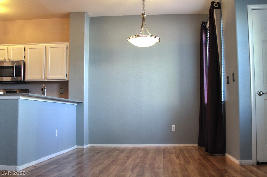 1347 Silver Sierra Street Las Vegas NV 89128