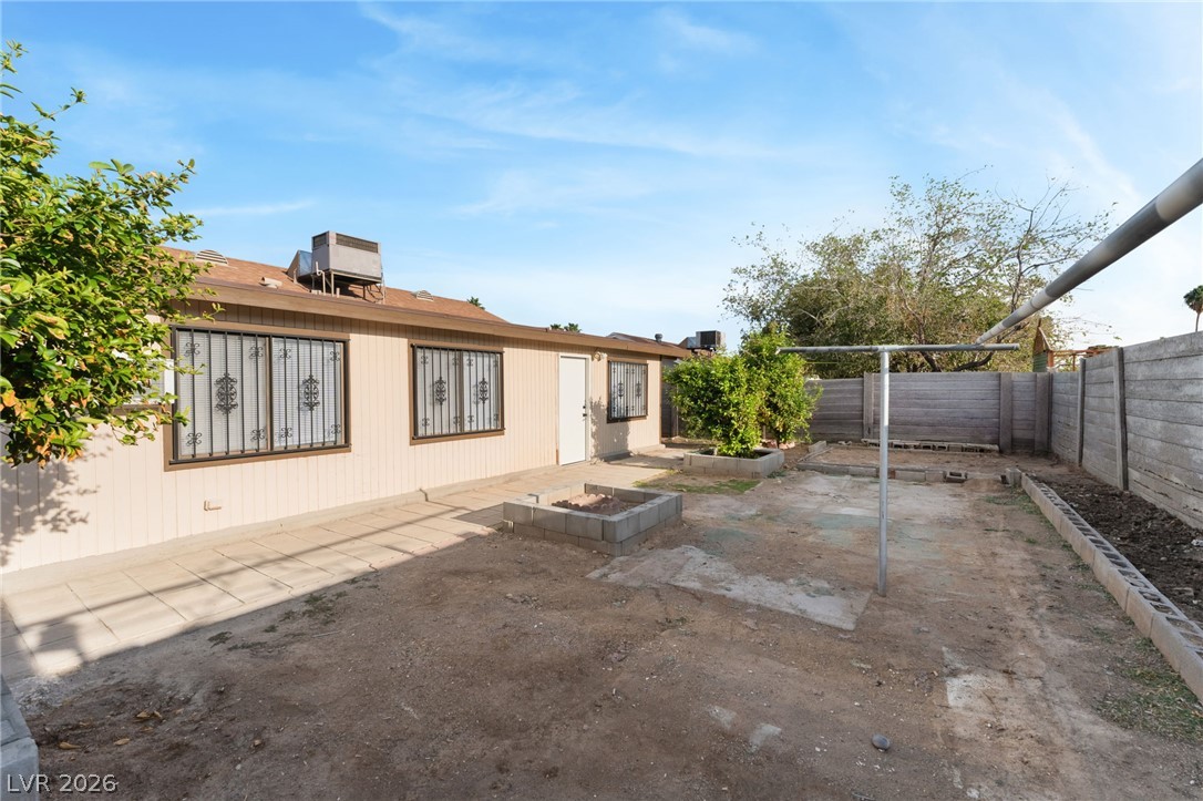 204 Samantha Street Las Vegas NV 89110