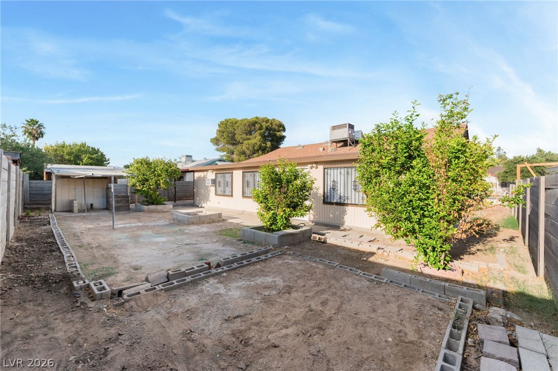 204 Samantha Street Las Vegas NV 89110